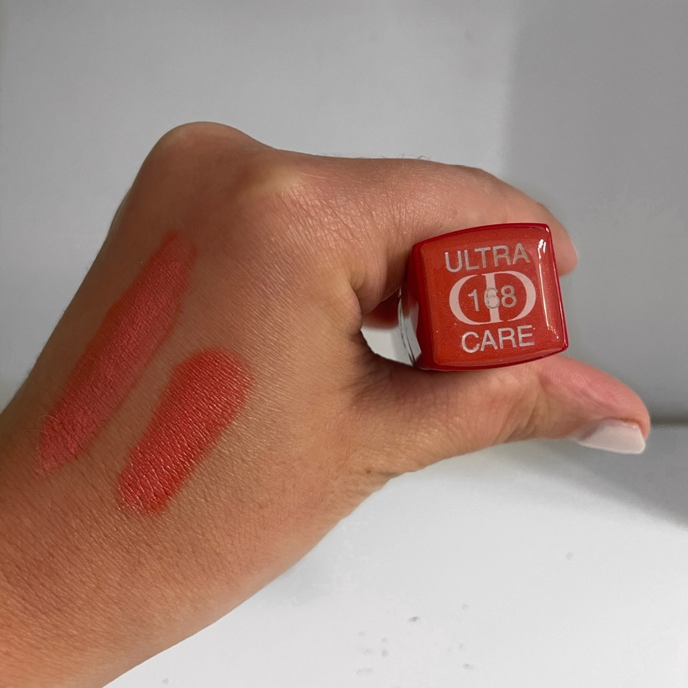 Dior Rouge Ultra Rouge Lipstick - Picture 2 of 3